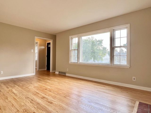 2409 Queen Avenue, Middletown, OH 45044