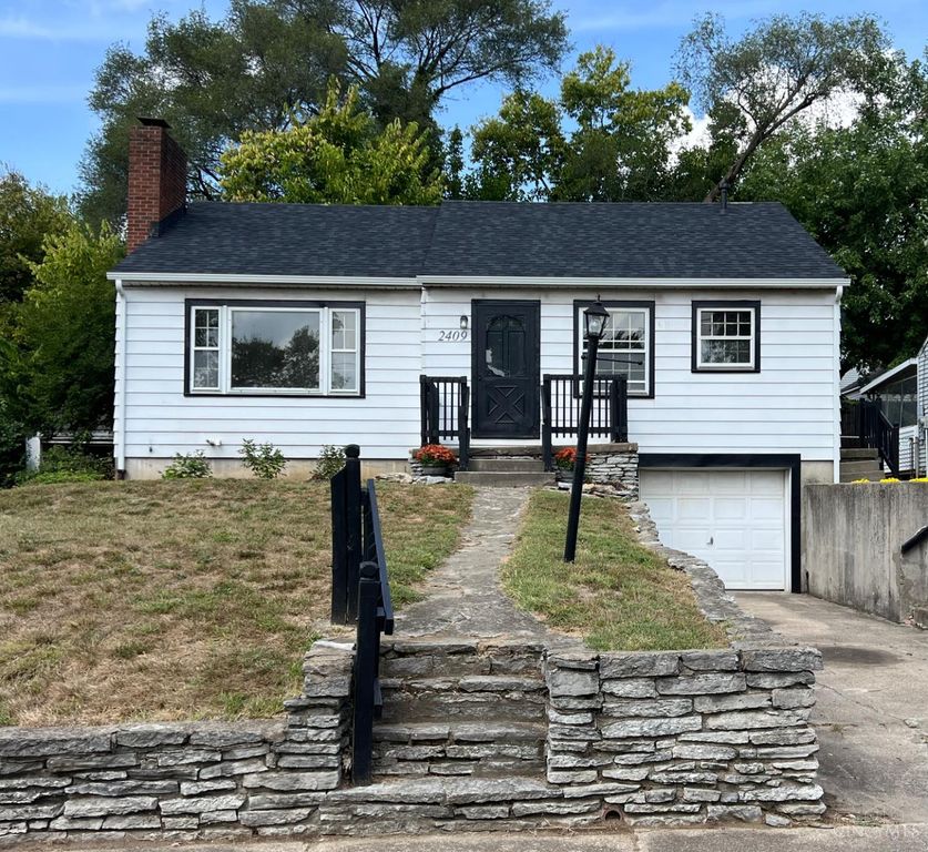 2409 Queen Avenue, Middletown, OH 45044