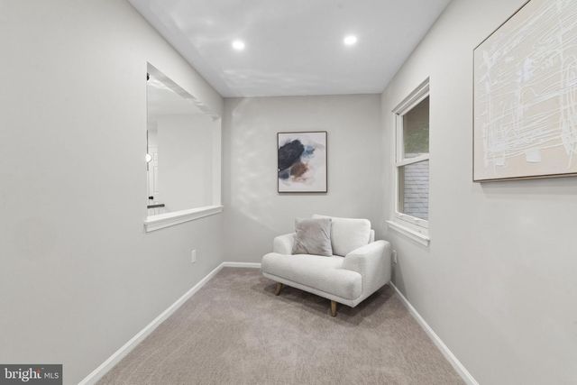 2 HARWOOD DR, Voorhees, NJ 08043