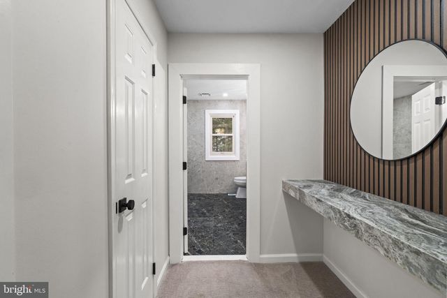 2 HARWOOD DR, Voorhees, NJ 08043
