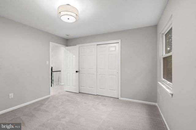 2 HARWOOD DR, Voorhees, NJ 08043