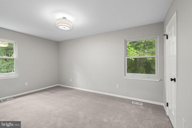 2 HARWOOD DR, Voorhees, NJ 08043
