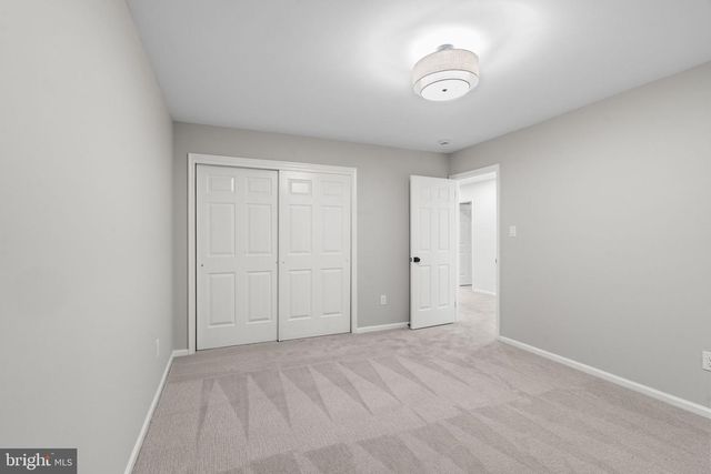 2 HARWOOD DR, Voorhees, NJ 08043