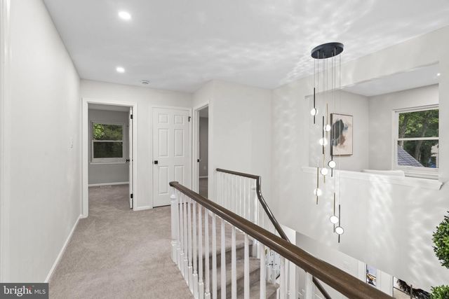 2 HARWOOD DR, Voorhees, NJ 08043