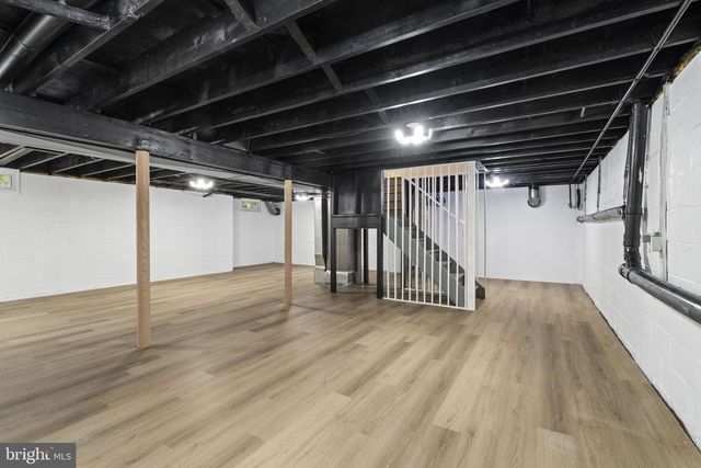 2 HARWOOD DR, Voorhees, NJ 08043