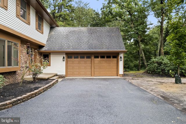 2 HARWOOD DR, Voorhees, NJ 08043