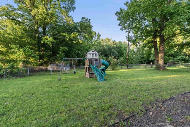 1 Brookway Drive, Sherwood, AR 72120