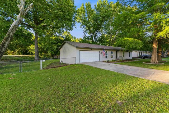 1 Brookway Drive, Sherwood, AR 72120