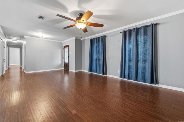 1 Brookway Drive, Sherwood, AR 72120