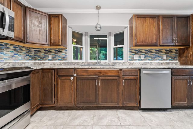 1 Brookway Drive, Sherwood, AR 72120