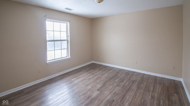 11320 Shady Hollow Lane, Indianapolis, IN 46229