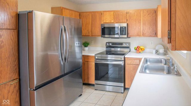 11320 Shady Hollow Lane, Indianapolis, IN 46229