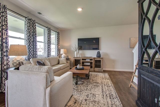 4246 Oswin Drive, Murfreesboro, TN 37129