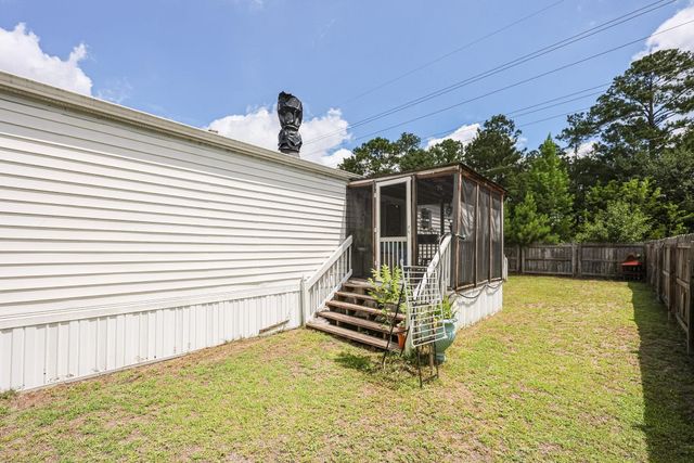 576 Southern Pines Dr., Myrtle Beach, SC 29579