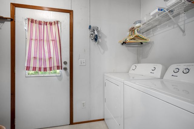 256 Hillcrest Rd, Kingston Springs, TN 37082