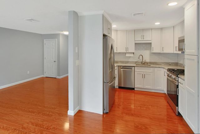 344 Elm St Unit 43, Milford, NH 03055