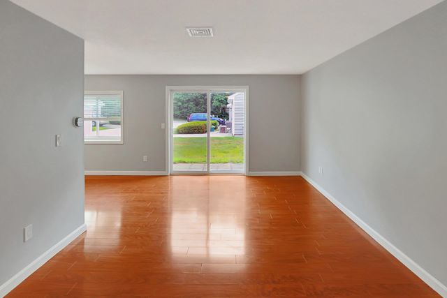 344 Elm St Unit 43, Milford, NH 03055