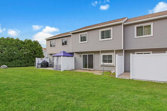 344 Elm St Unit 43, Milford, NH 03055