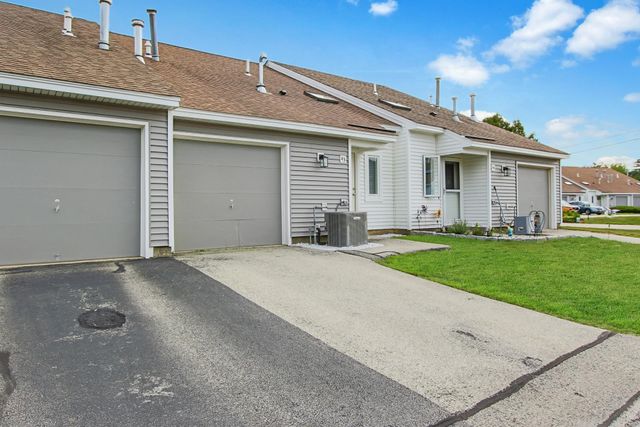 344 Elm St Unit 43, Milford, NH 03055