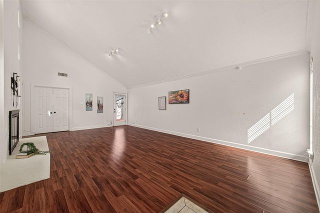 11414 Meadow Lake Drive, Houston, TX 77077