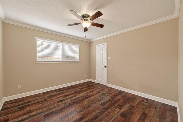 11414 Meadow Lake Drive, Houston, TX 77077