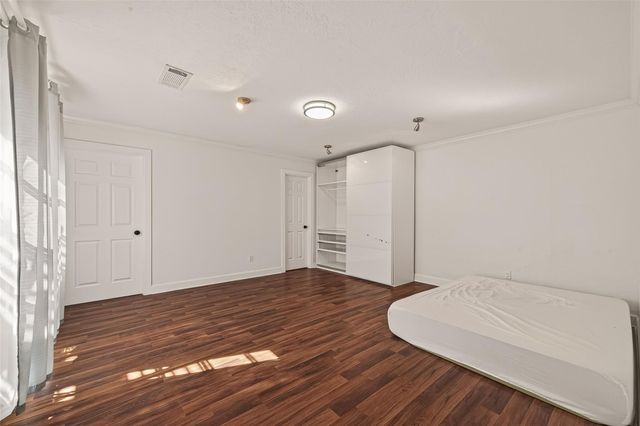 11414 Meadow Lake Drive, Houston, TX 77077