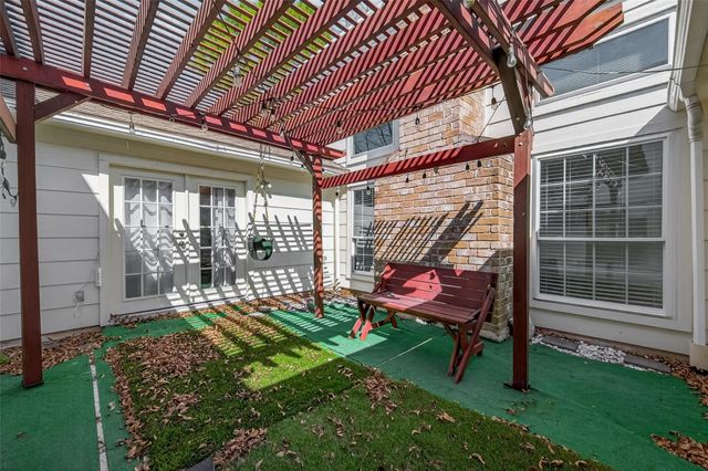 11414 Meadow Lake Drive, Houston, TX 77077