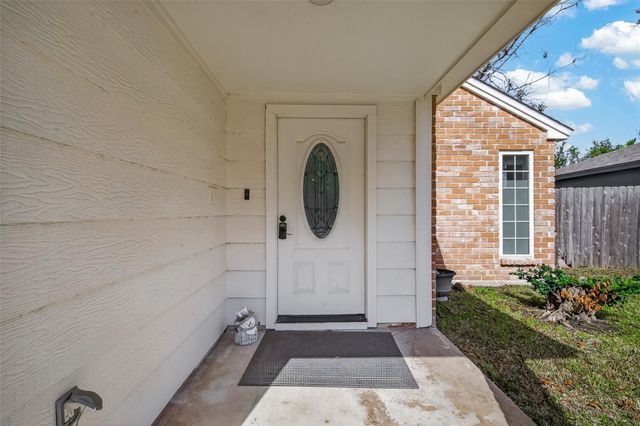 11414 Meadow Lake Drive, Houston, TX 77077