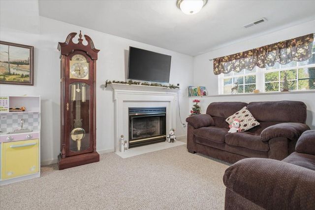 3102 Cedar Meade DR, Roanoke, VA 24014