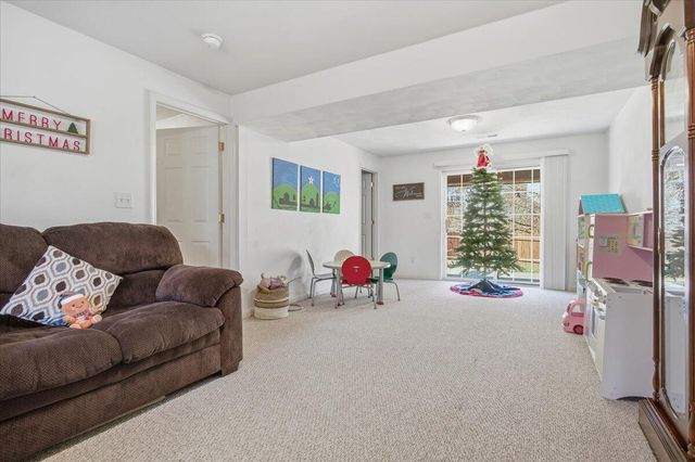 3102 Cedar Meade DR, Roanoke, VA 24014