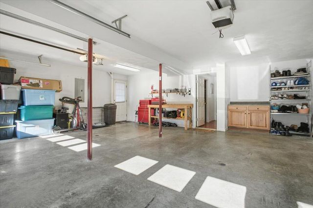 3102 Cedar Meade DR, Roanoke, VA 24014