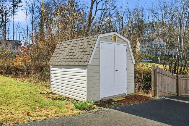 3102 Cedar Meade DR, Roanoke, VA 24014