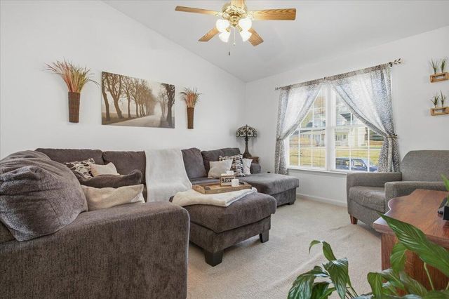 3102 Cedar Meade DR, Roanoke, VA 24014