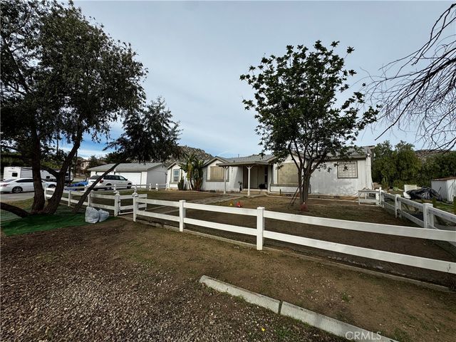 25120 Charina Lane, Homeland, CA 92548