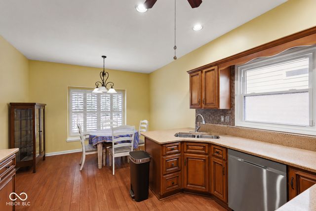 1628 Foxmere Boulevard, Greenwood, IN 46142
