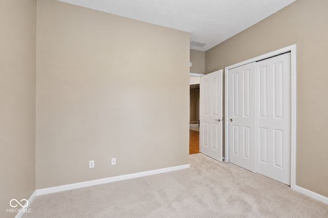 1628 Foxmere Boulevard, Greenwood, IN 46142