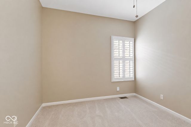 1628 Foxmere Boulevard, Greenwood, IN 46142