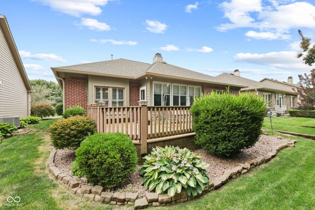 1628 Foxmere Boulevard, Greenwood, IN 46142