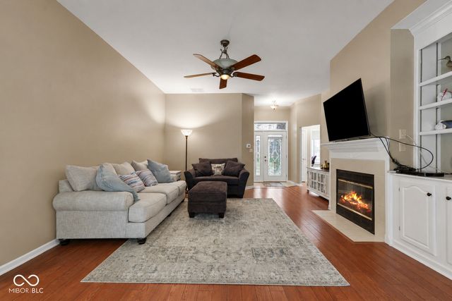 1628 Foxmere Boulevard, Greenwood, IN 46142