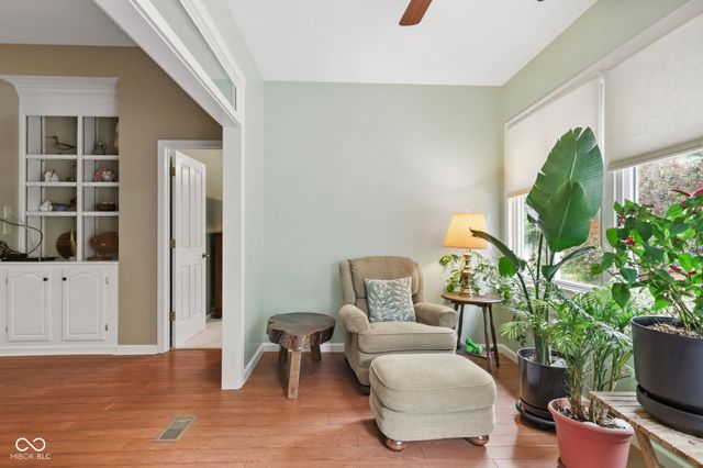 1628 Foxmere Boulevard, Greenwood, IN 46142