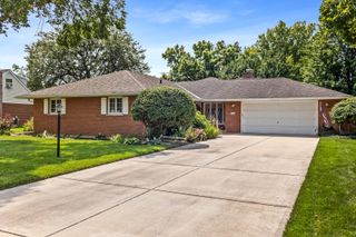 3206 Jeffrey Drive, Joliet, IL 60431