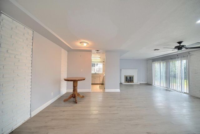 8107 Grenoble Way, Stockton, CA 95210