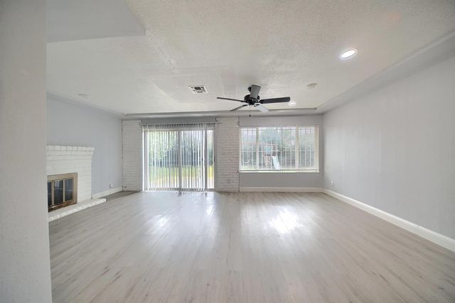 8107 Grenoble Way, Stockton, CA 95210