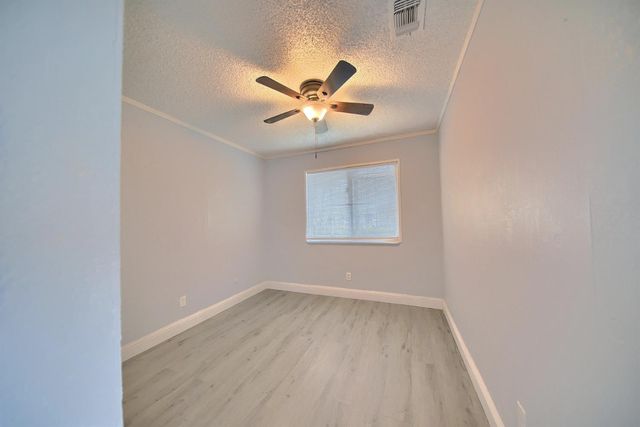 8107 Grenoble Way, Stockton, CA 95210