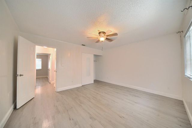 8107 Grenoble Way, Stockton, CA 95210