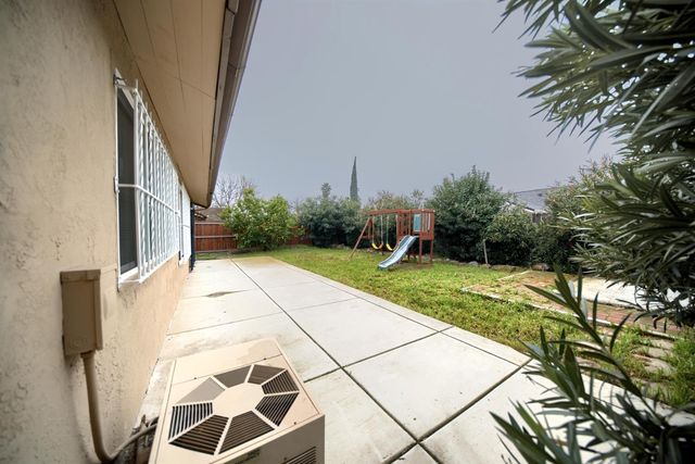 8107 Grenoble Way, Stockton, CA 95210