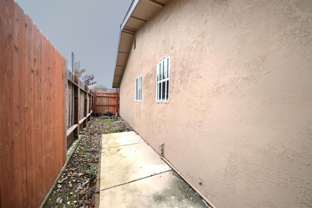 8107 Grenoble Way, Stockton, CA 95210
