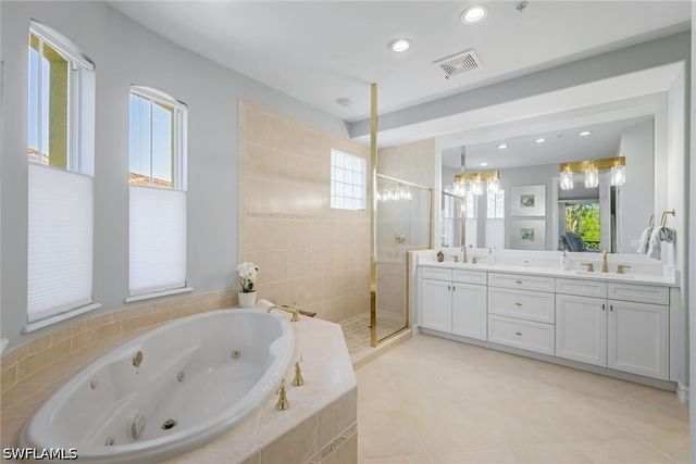 2851 Tiburon BLVD E 9-103, Naples, FL 34109