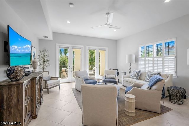 2851 Tiburon BLVD E 9-103, Naples, FL 34109