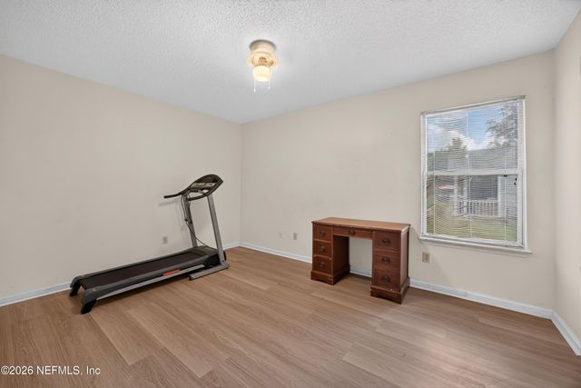 5375 DODGE Road, Jacksonville, FL 32209